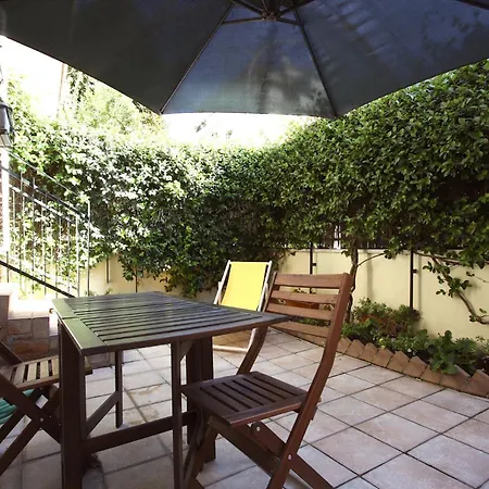 Apartment Ponte Milvio Lovely Garden Rome